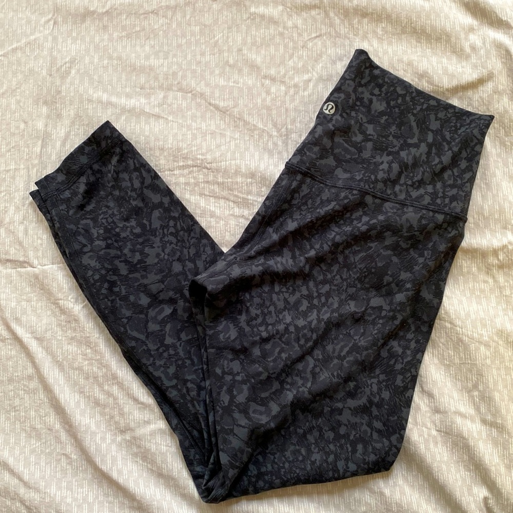 Lululemon Align excellent condition 25”